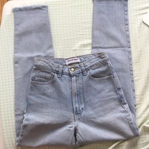 AMERICAN APPAREL HIGH WAISTED MOM JEANS